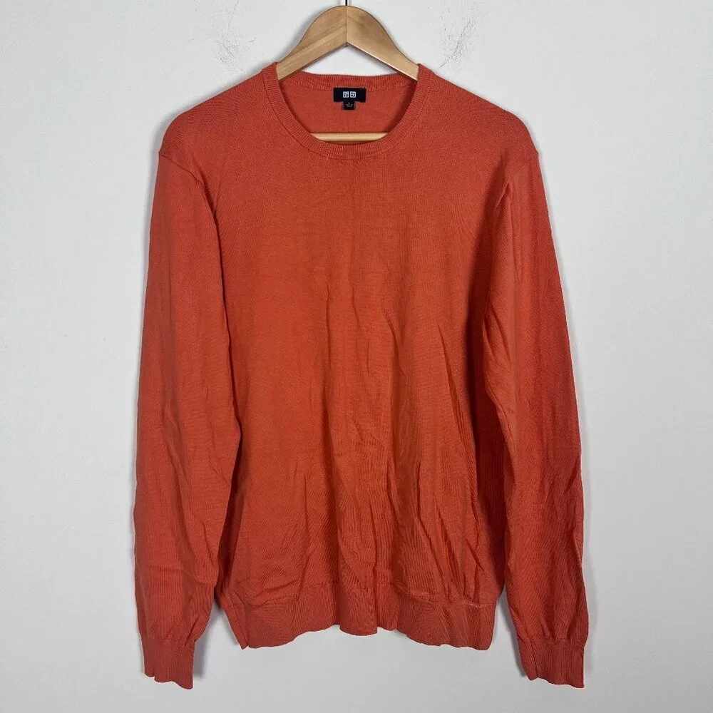 2/$30 Uniqlo Sweater L